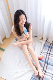 美女跳舞